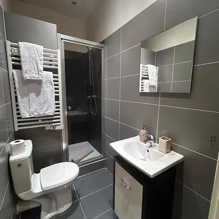 Daire 2 Bedroom Next To Monaco Air Conditioning Beausoleil